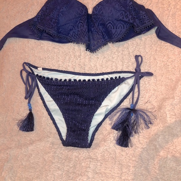 Victoria Secret strapless flounce bikini 34B/M - Picture 6 of 6